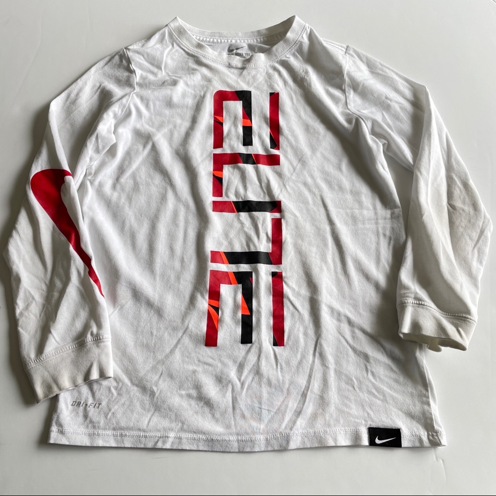 Nike tee